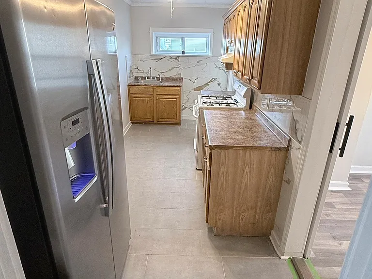 69 W 8th St #2 — Photo 8
