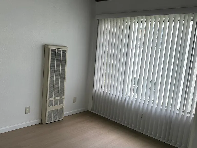 845 Bancroft Way #L — Photo 7