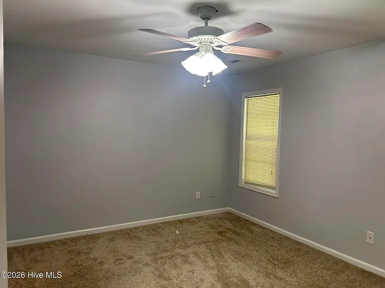 212 W Woodbine Ter — Photo 25