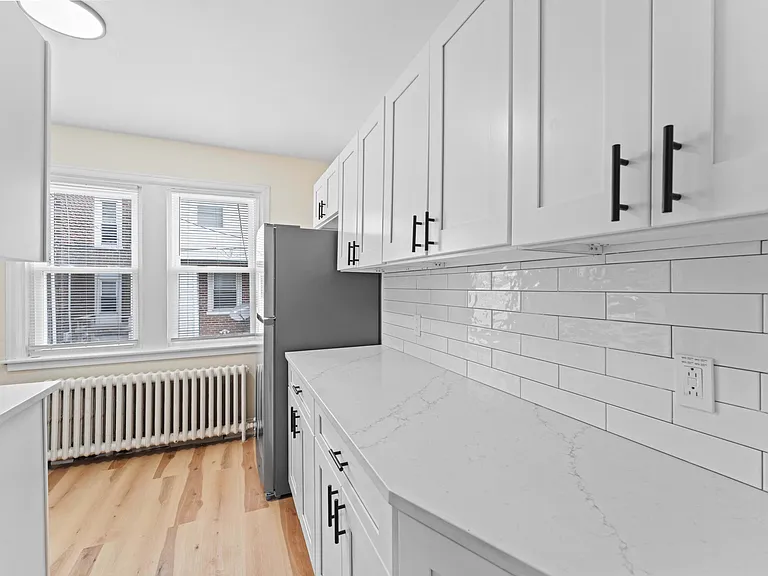 1901A W 72nd Ave — Photo 9