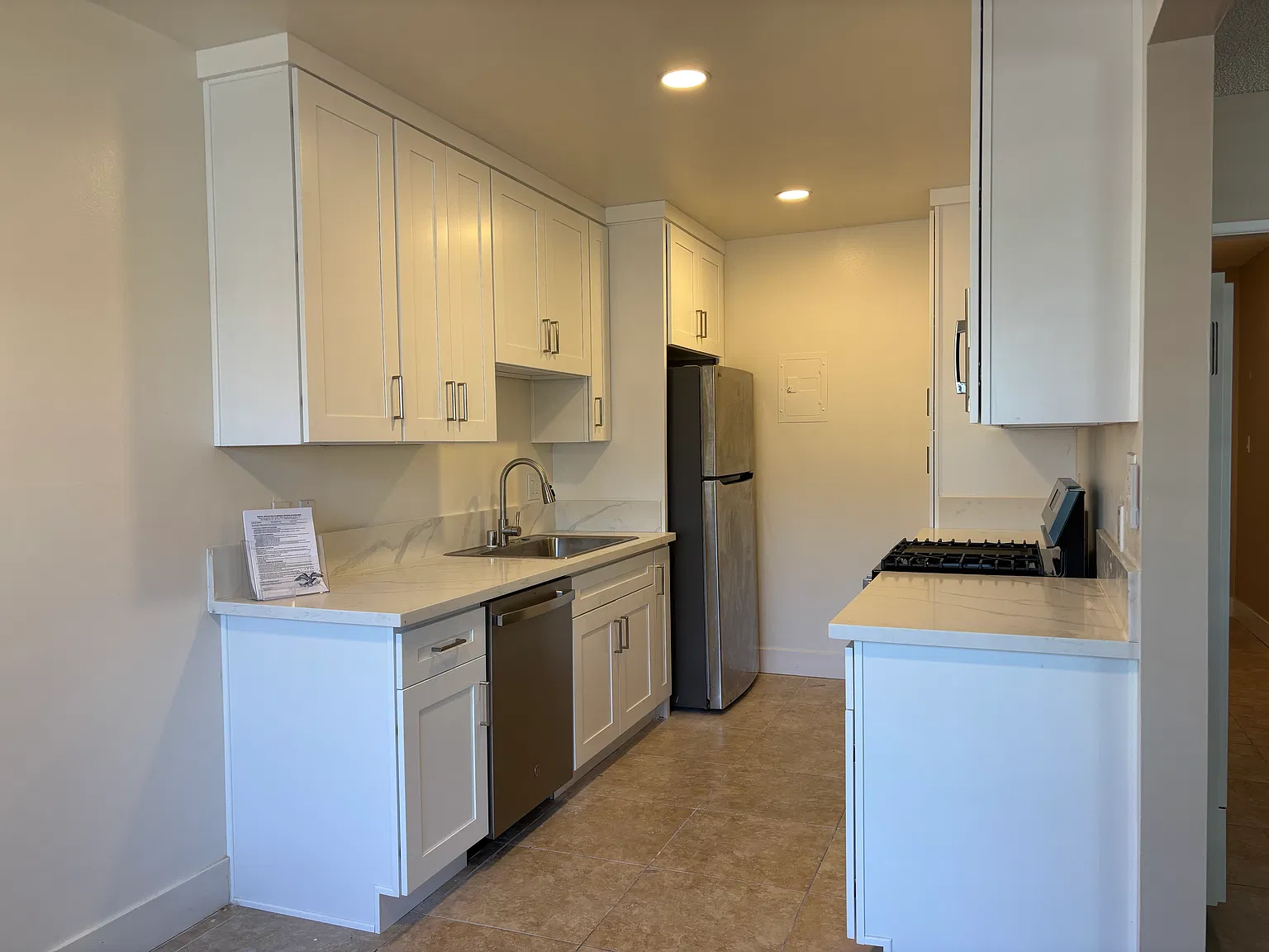 2 bed, 1100 sqft, $3,095 — Photo 4