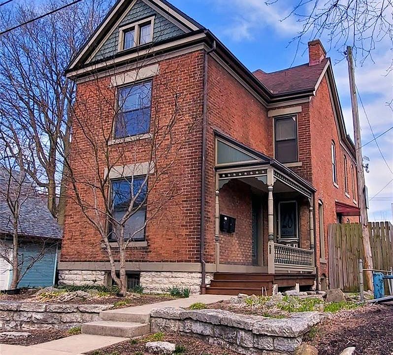 1st image of 28 McDaniel St