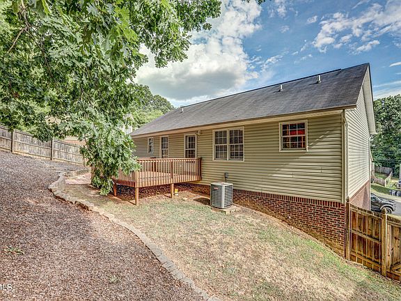 3rd image of 1036 Carrington Ct