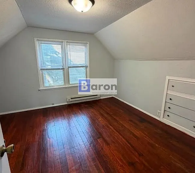 1642 N Johnson St — Photo 1