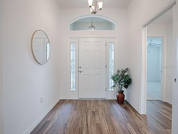 4th image of 5775 Penney Ln