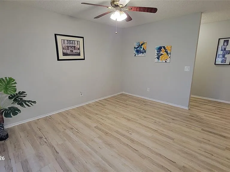 4136 Pershing Pointe Pl #5 — Photo 7