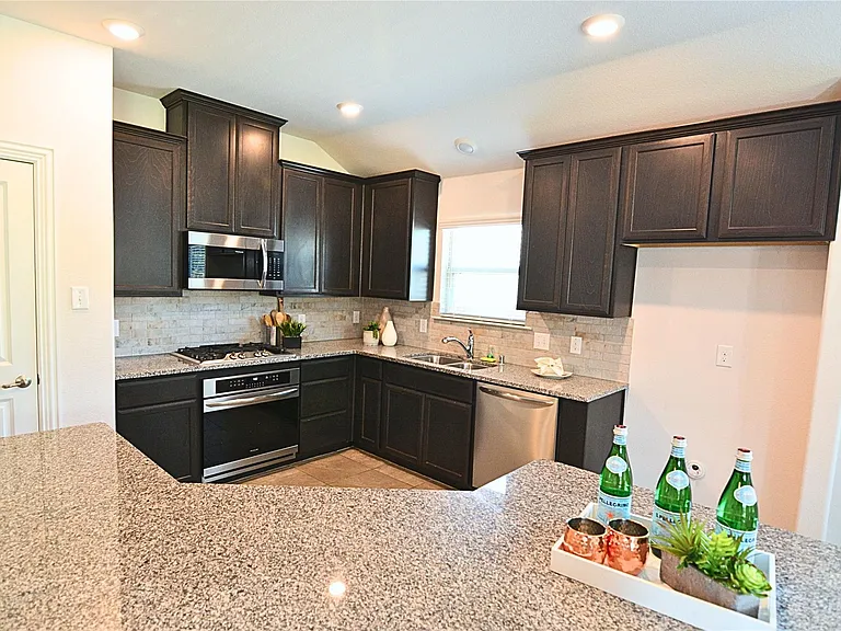 3708 Mason Dr — Photo 10