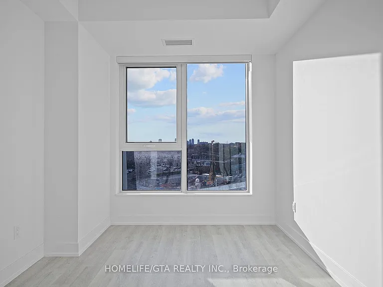 60 Central Park Dr #908 — Photo 18
