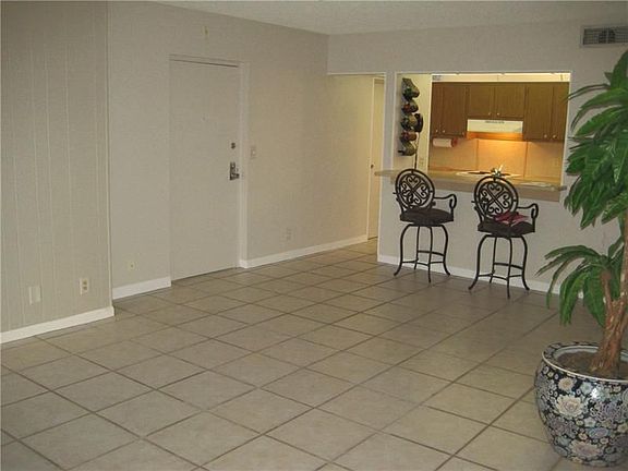 2nd image of 1000 River Reach Dr APT 120