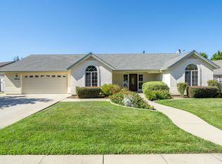 4042 Sunglow Dr, Redding, CA 96001