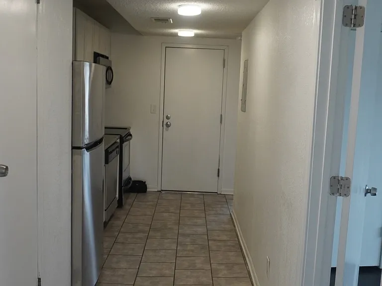 2704-2706 Benton Blvd #3N — Photo 10