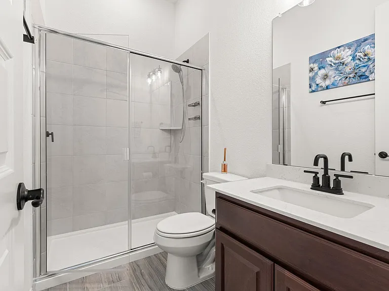 372 Hollister Dr — Photo 23