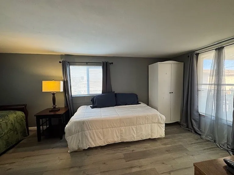 1682 Colina Dr — Photo 30