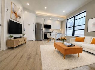 18-16 21st Dr #3R, Astoria, NY 11105