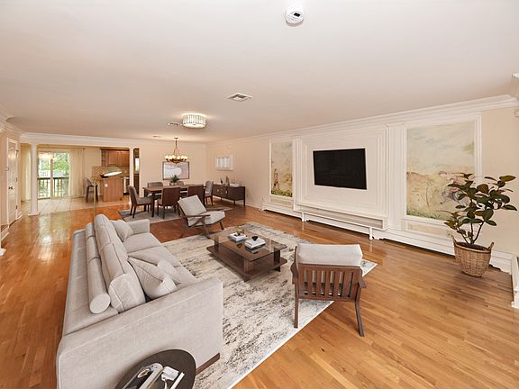 LR and DR (virtually staged)