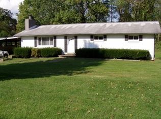 124 Oakwood Rd, Charleston, WV 25313