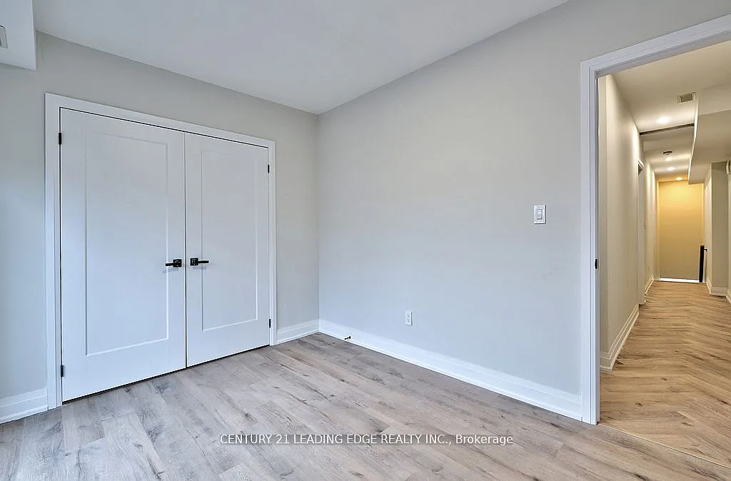 2 bed, $2,600 — Photo 4