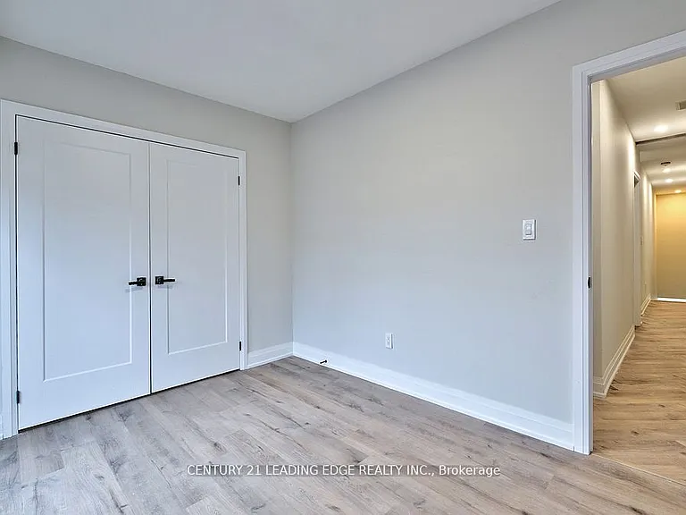 53 Boon Ave #3 — Photo 4