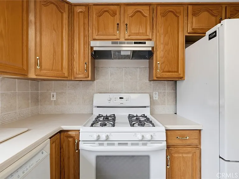 2242 Stonewood Ct — Photo 8