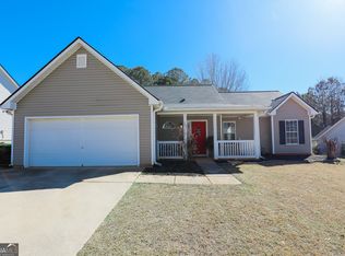 104 Calico Loop, Grantville, GA 30220