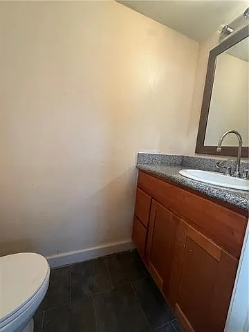 2603 Panama St — Photo 6