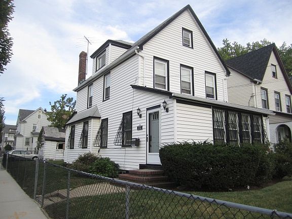 2nd image of 11308 208th St