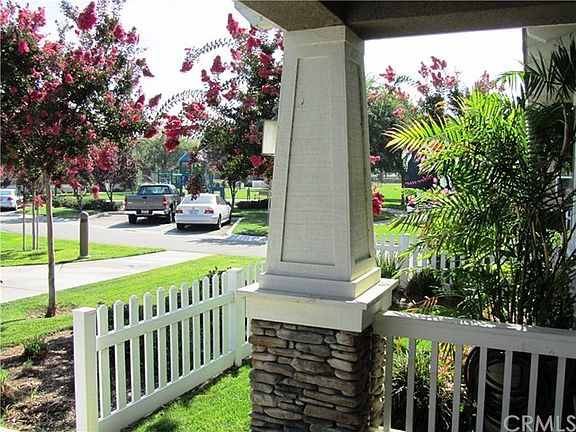 3rd image of 26360 Keller Dr