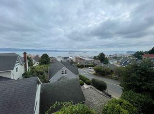 1576 Irving Ave APT 9, Astoria, OR 97103