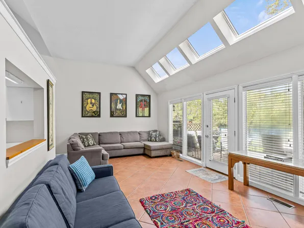 120 Douglas St APT A6, Chattanooga, TN 37403