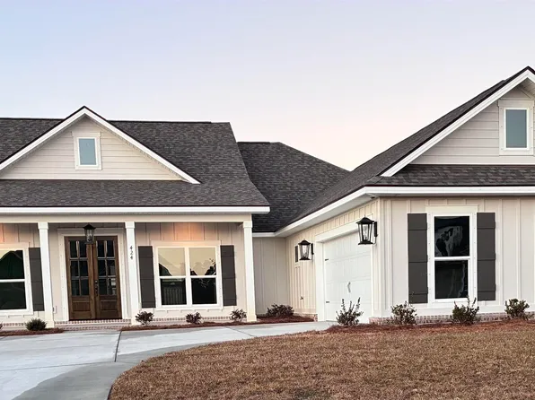 424 Bloomsbury Ave, Fairhope, AL 36532