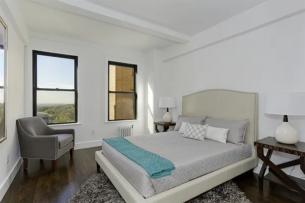 Sold by Corcoran | media 27