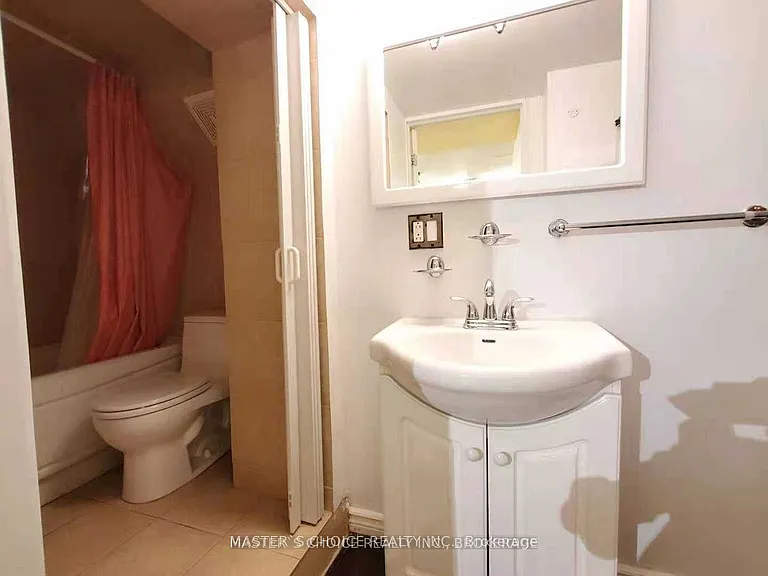 24 Golden Oak Ave — Photo 37