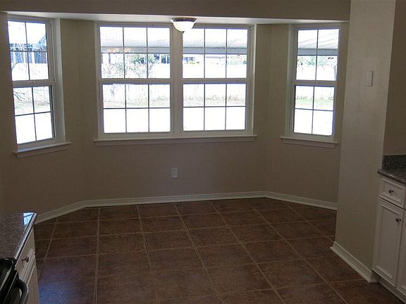 5th image of 4260 Morelia Pl