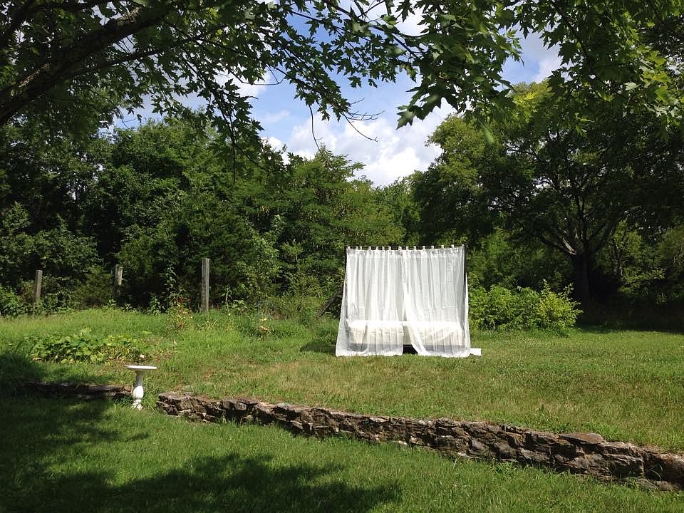 2nd image of 2278 Rocky Springs Rd