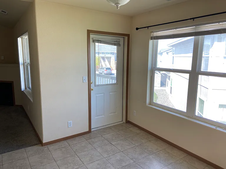 6305 Chapel Hill Blvd #R202 — Photo 9