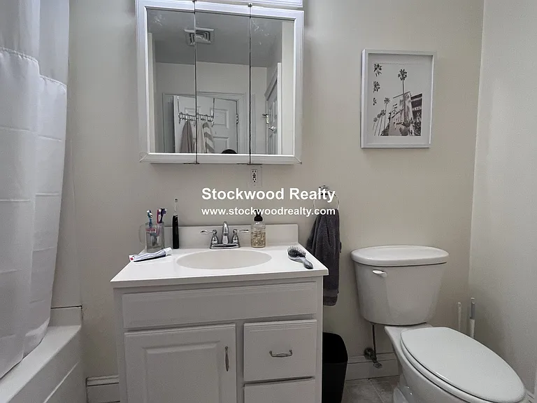 16 Gates St #1 — Photo 20