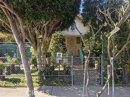 1st image of 2701 Pepper Ave