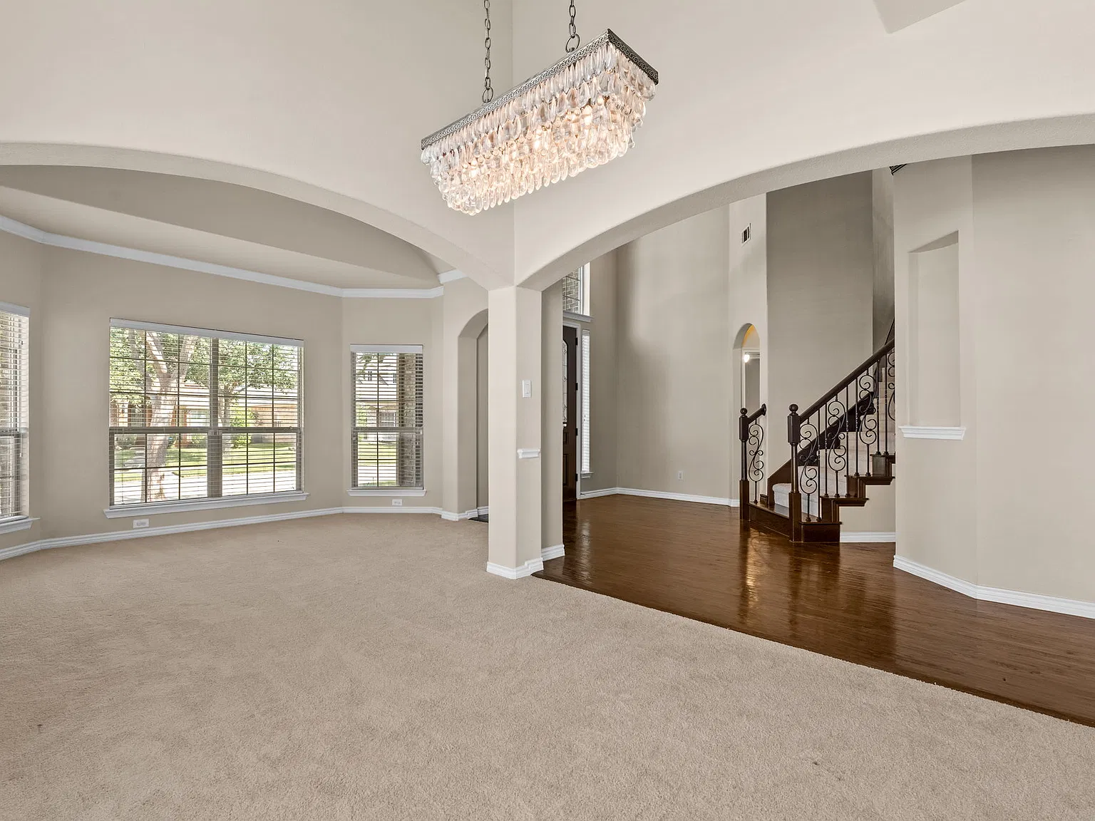 4 bed, 3540 sqft, $3,500 — Photo 3