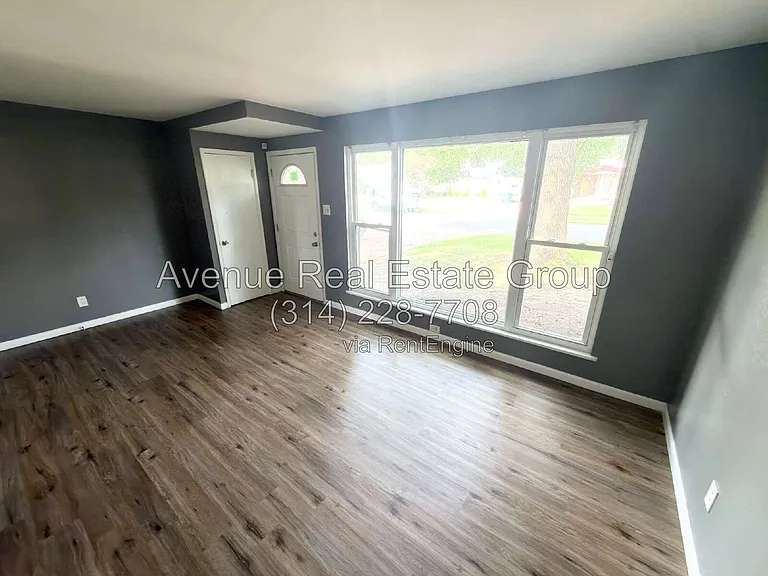 190 Lynn Meadows Ln — Photo 5