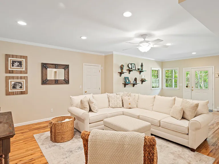 82 Northview Hills Ct — Photo 16
