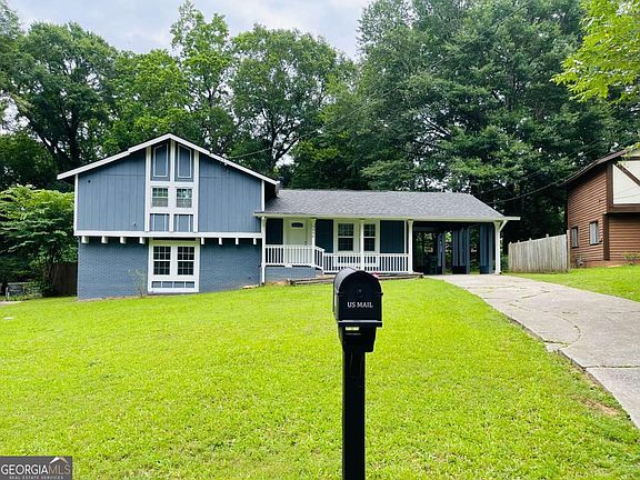 3rd image of 9006 Gatewood Dr