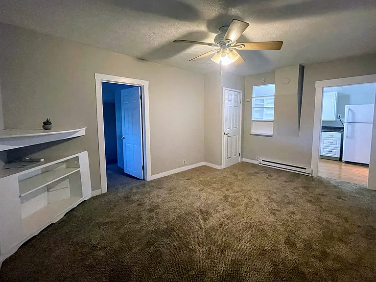1016 E Columbia Ave — Photo 5