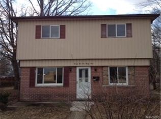 25539 Carlysle St, Dearborn Heights, MI 48125