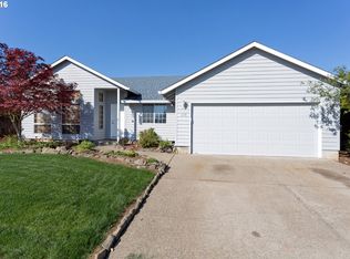 679 S Lupine St, Canby, OR 97013