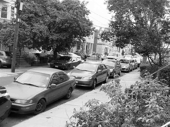2nd image of 202 Lexington Ave