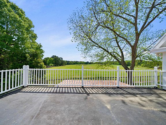 54th image of 1505 Pendergrass Rd