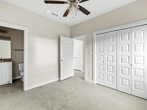5th image of 2290 W Tarleton St #102