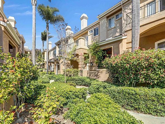 5th image of 7162 Calabria Ct Unit B