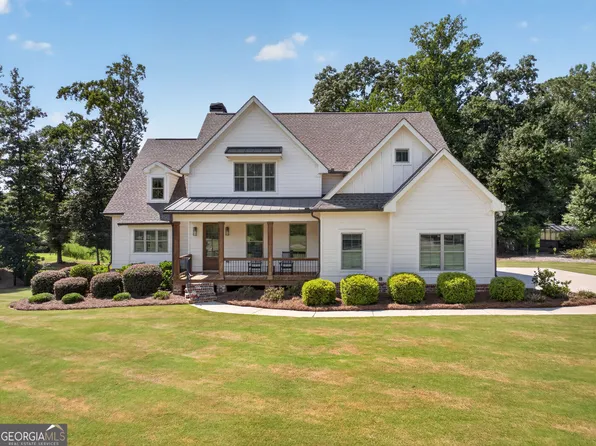 417 Fox Valley Dr, Monroe, GA 30656