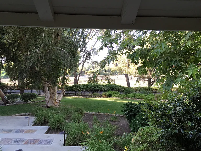 Read Rd — Photo 47